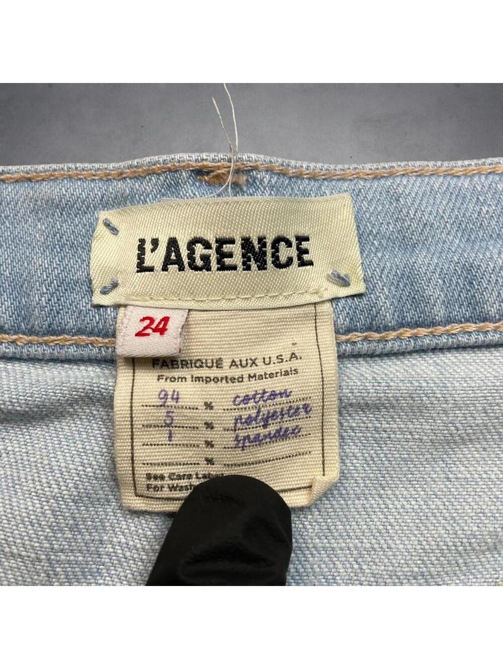 L'AGENCE Zoe Perfect Fit Denim Shorts 24 Light Wash Frayed Cutoff Stretch - Picture 3 of 5